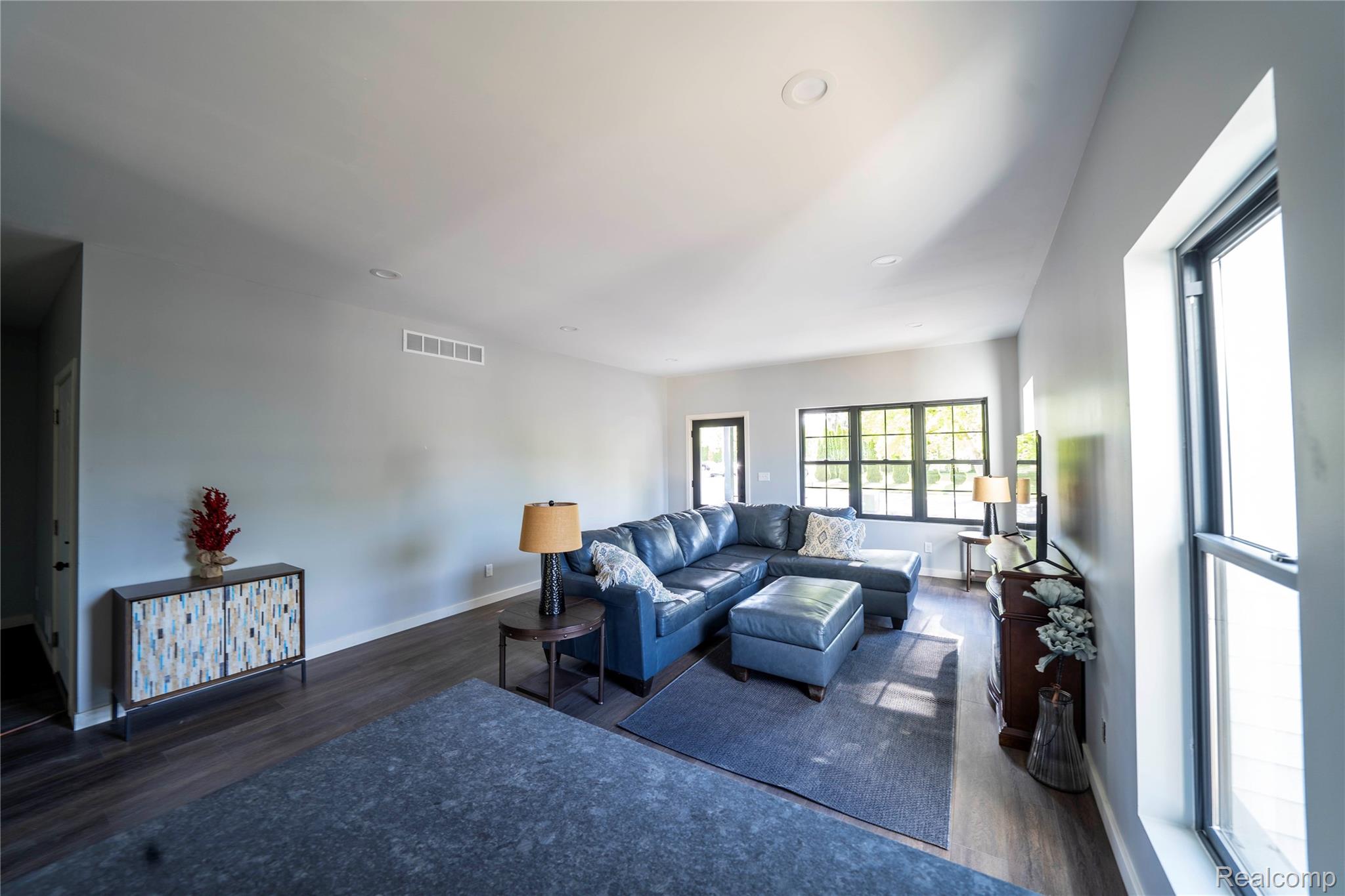 3551 7th Street Property Photo 17