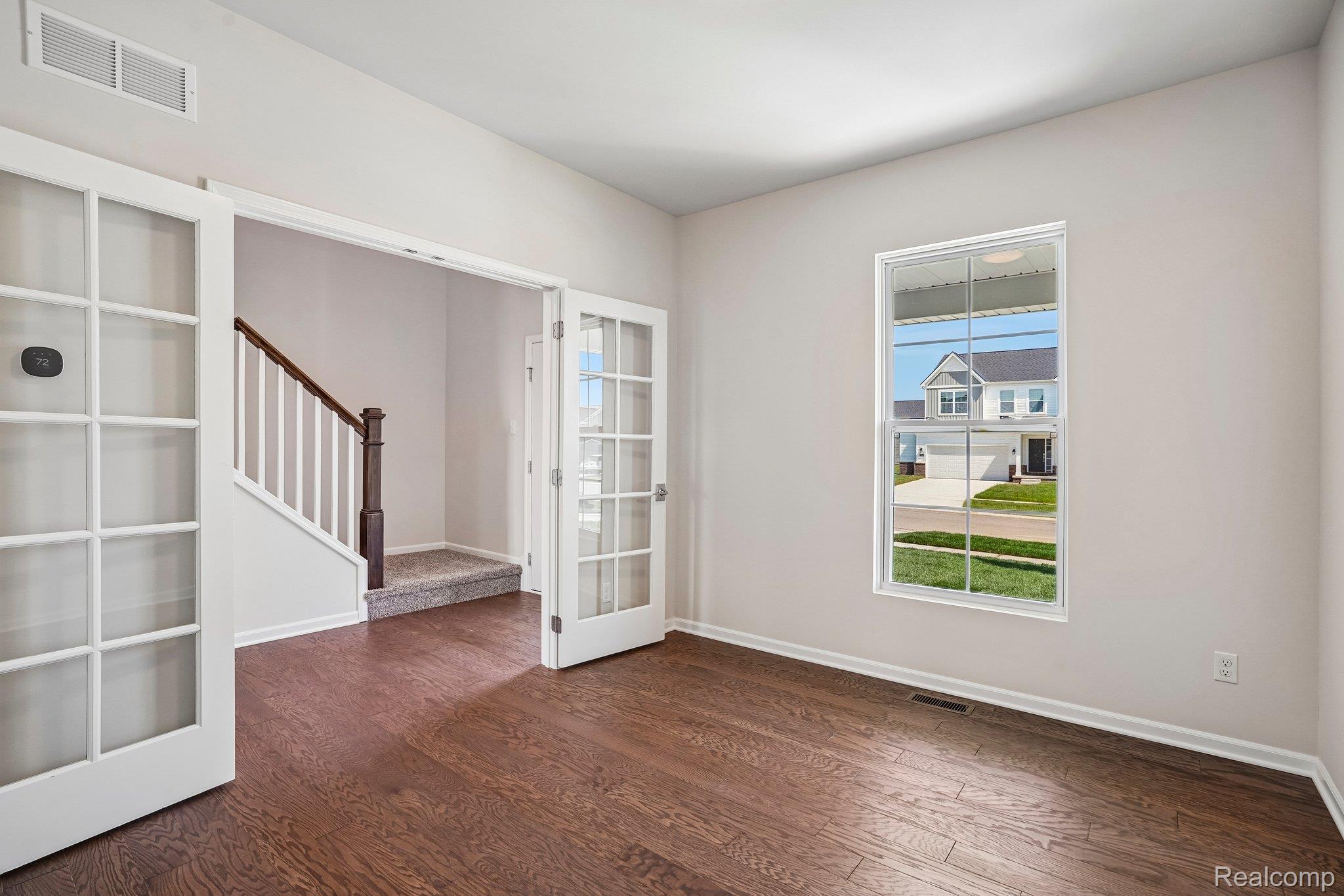 27138 Silo Drive Property Photo 15
