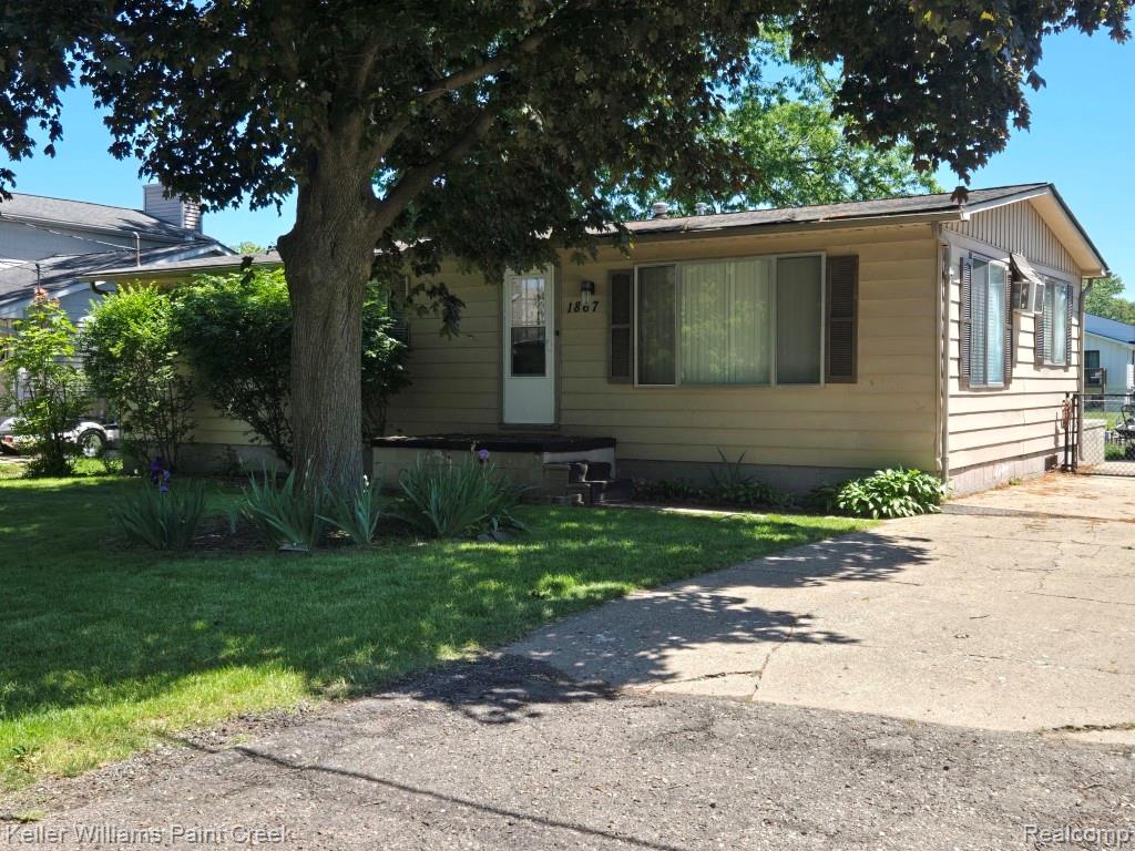 1867 Rustic Lane Property Photo 2