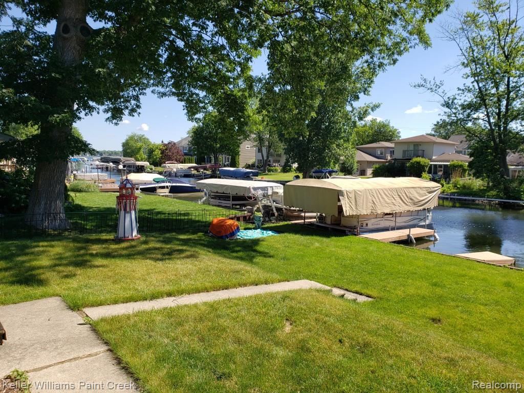 1867 Rustic Lane Property Photo 6