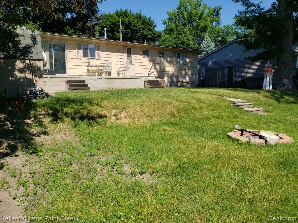 1867 Rustic Lane Property Photo 10