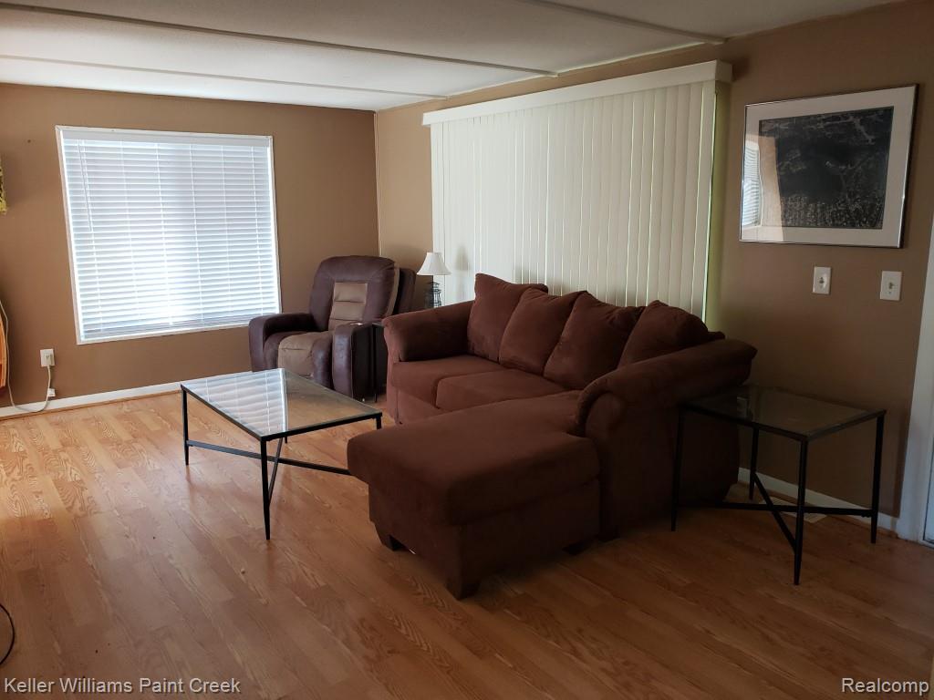 1867 Rustic Lane Property Photo 12