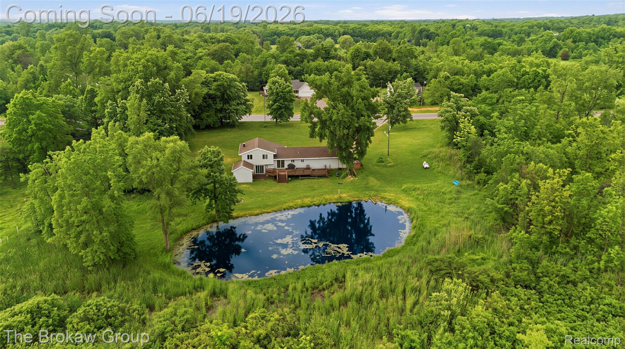 4495 Groveland Road Property Photo 6