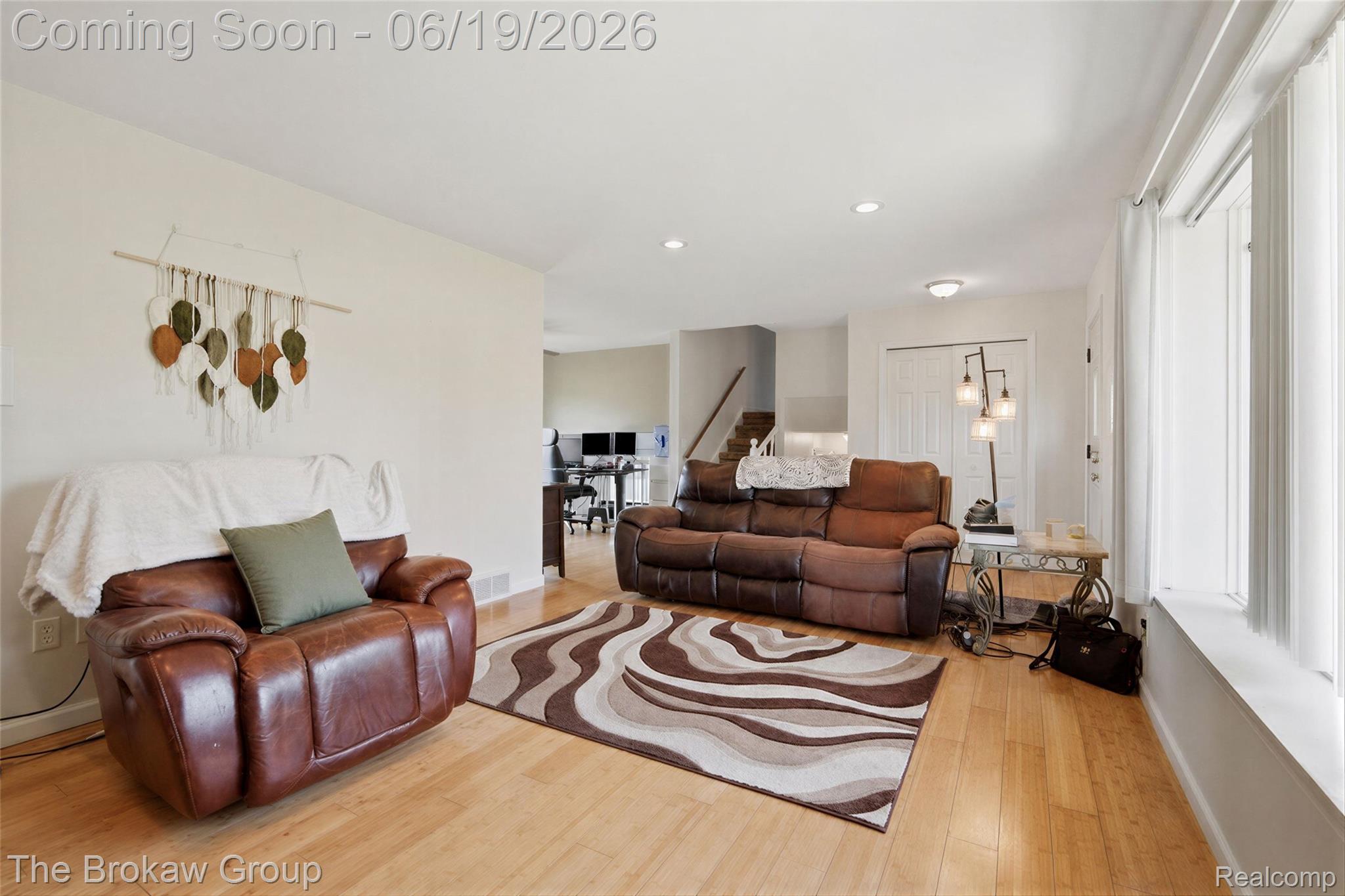 4495 Groveland Road Property Photo 12