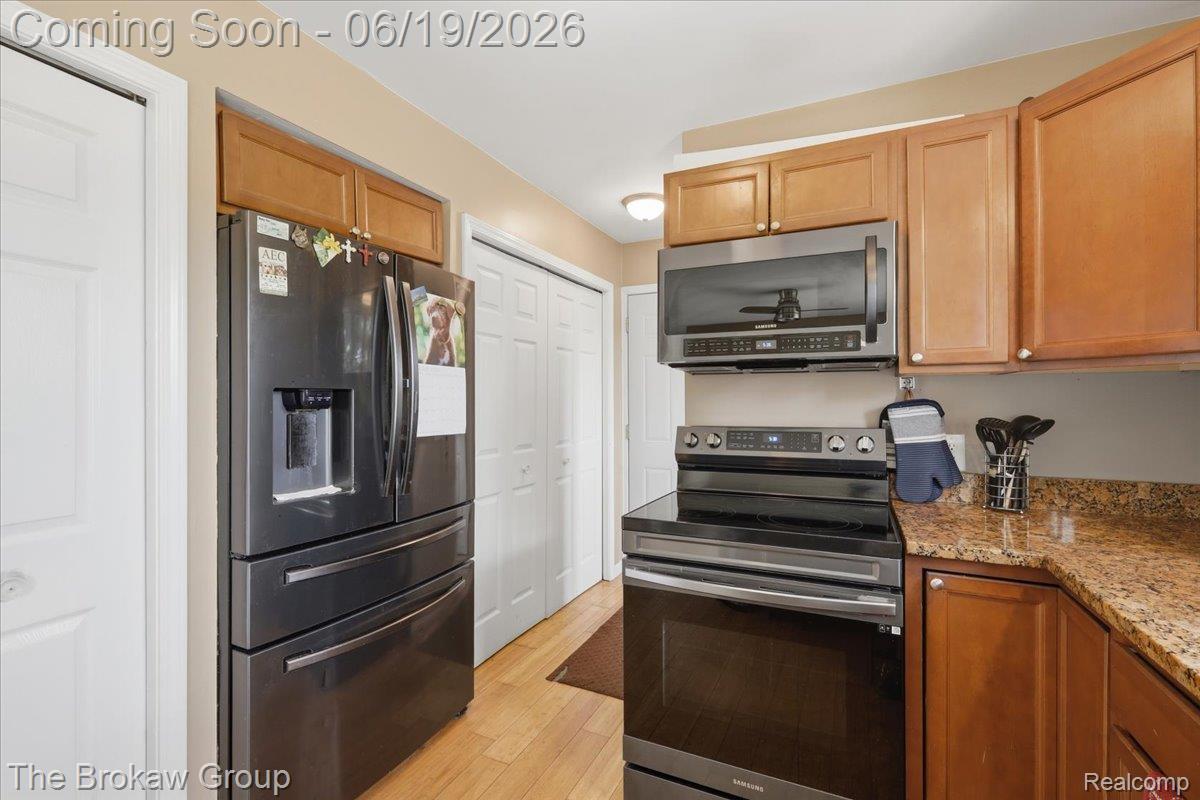 4495 Groveland Road Property Photo 18