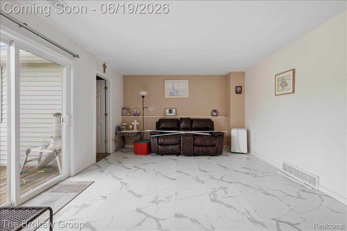 4495 Groveland Road Property Photo 30