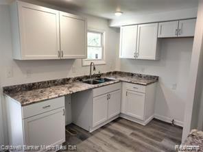 48 E Columbia Avenue Property Photo 2
