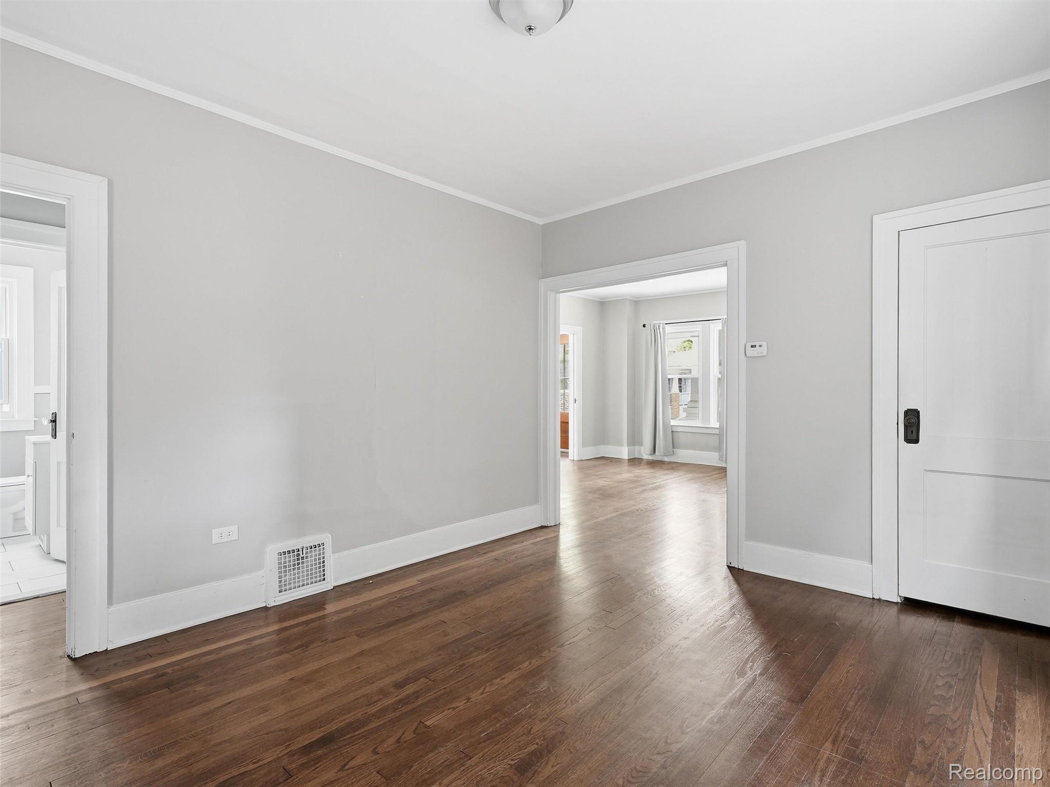 1123 Wayburn Street Property Photo 6