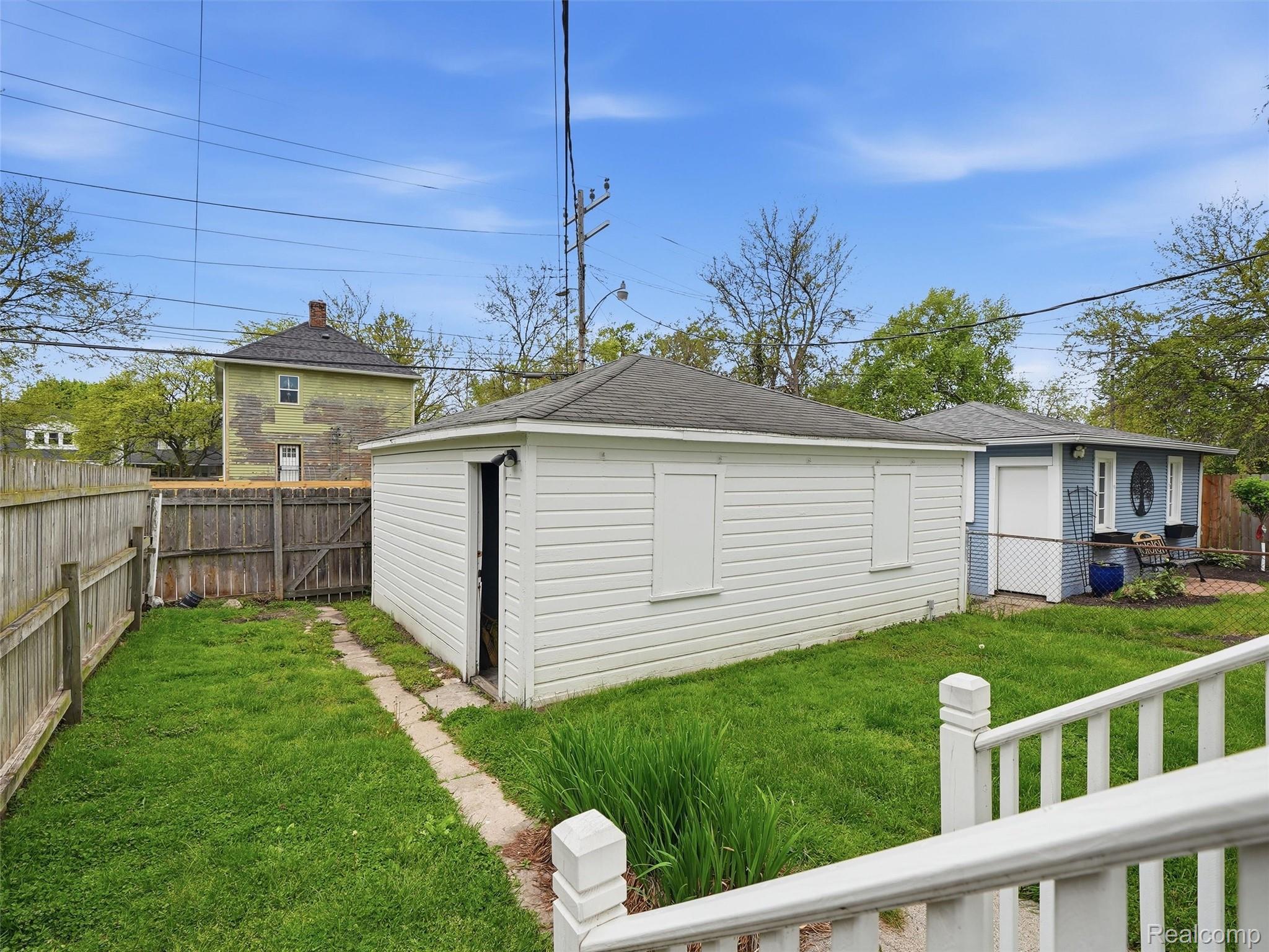 1123 Wayburn Street Property Photo 26