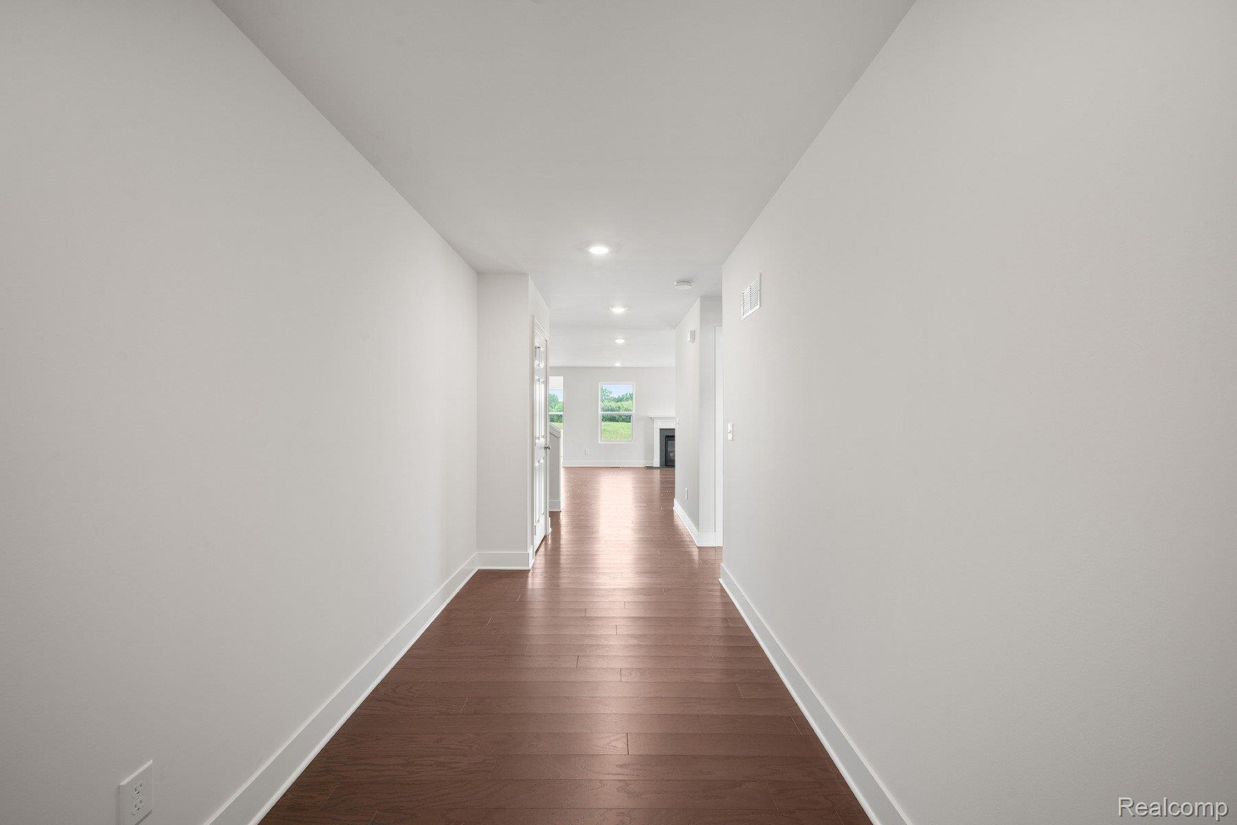 647 Harvest Way Property Photo 12