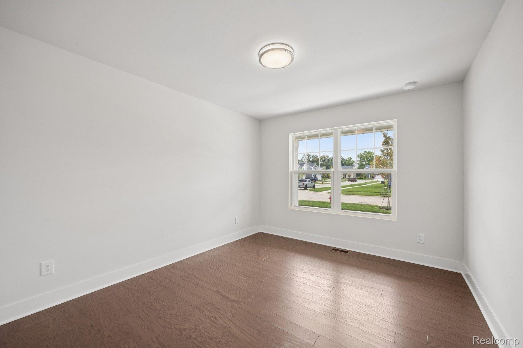 647 Harvest Way Property Photo 13