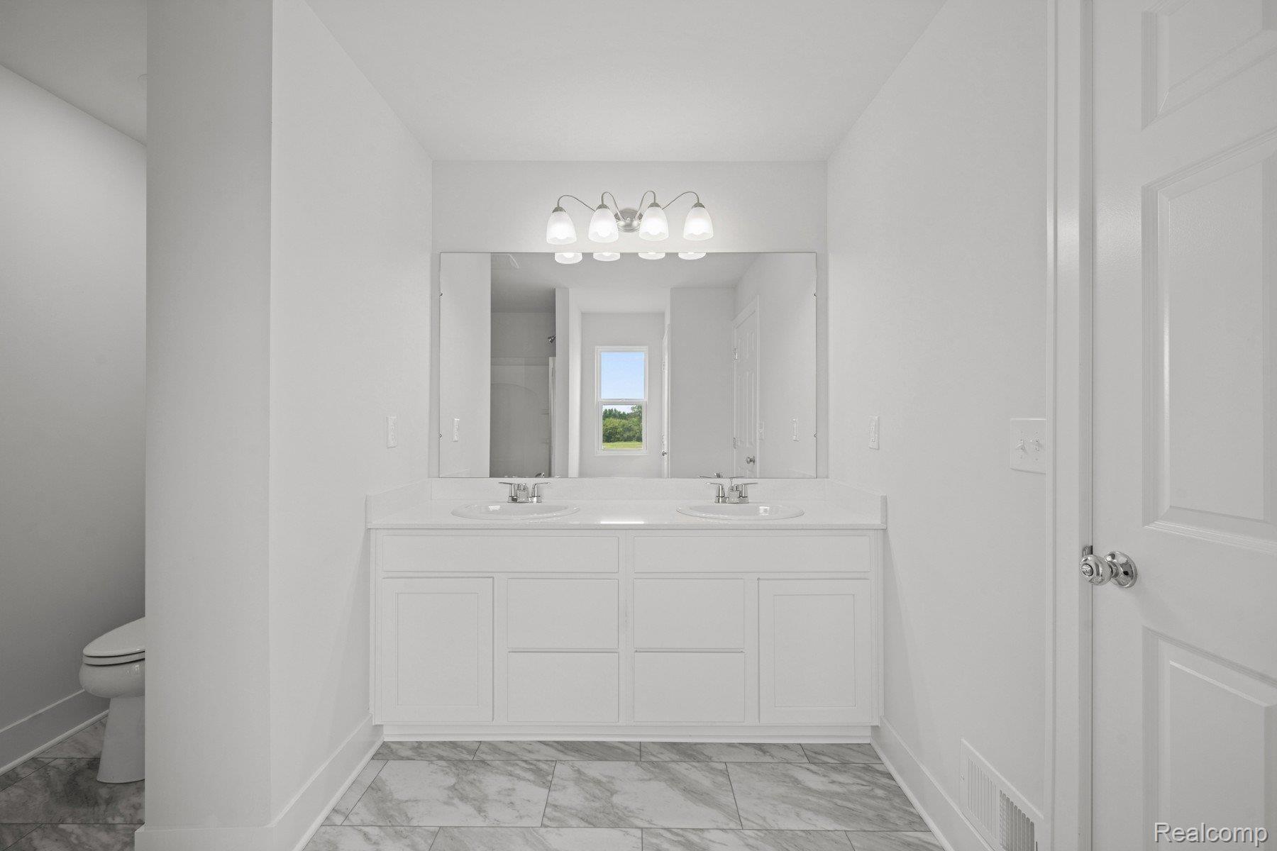 647 Harvest Way Property Photo 19