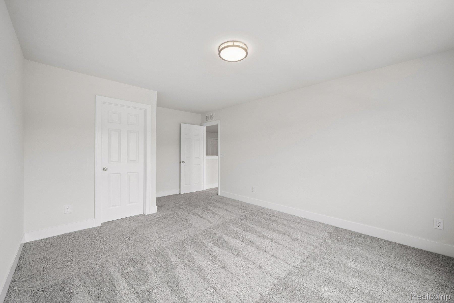 647 Harvest Way Property Photo 23