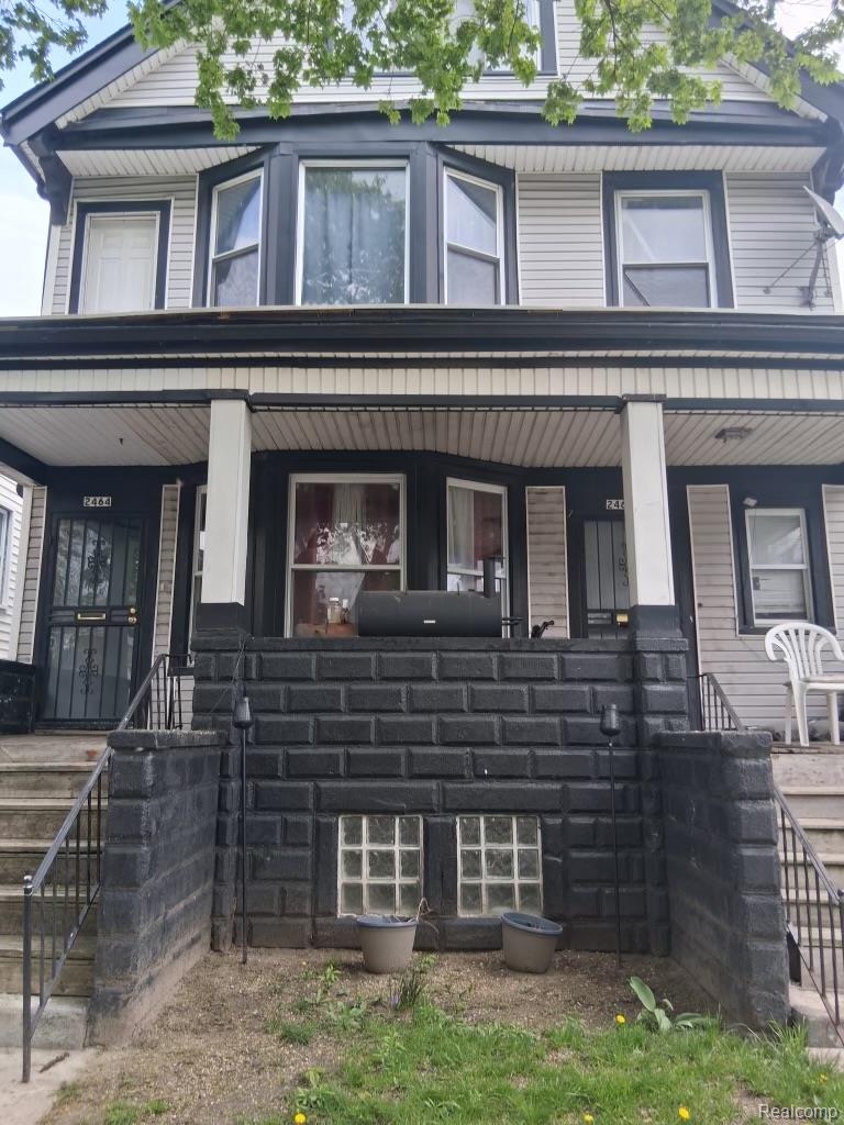 2460 Canton Street Property Photo 1