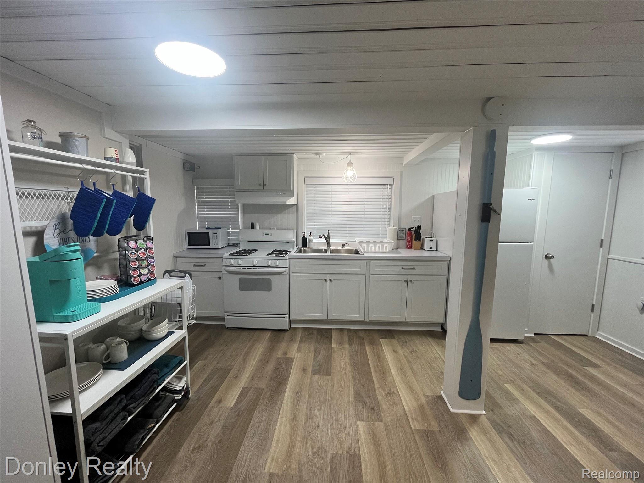 977 Port Austin Road Property Photo 3