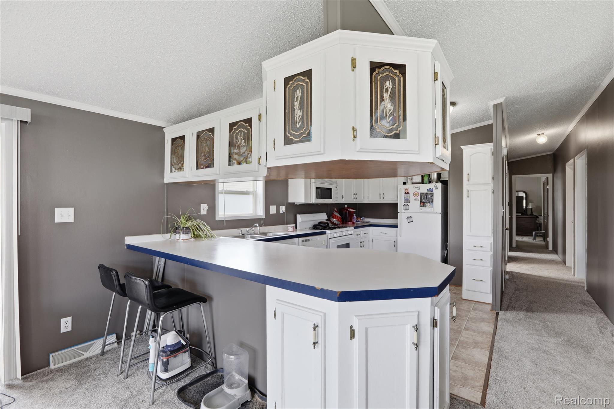 29220 Tanglewood Property Photo 3