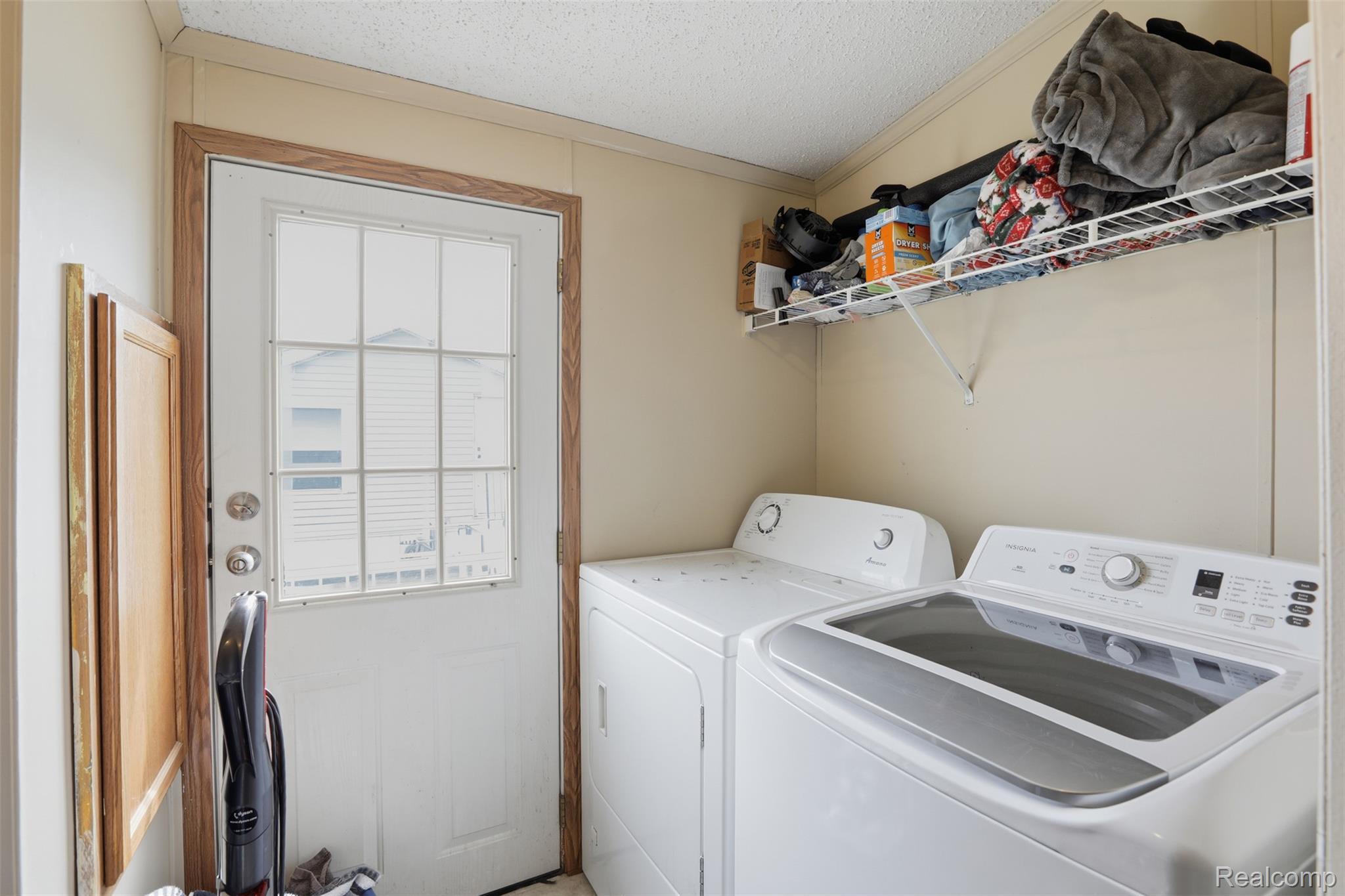 29220 Tanglewood Property Photo 7