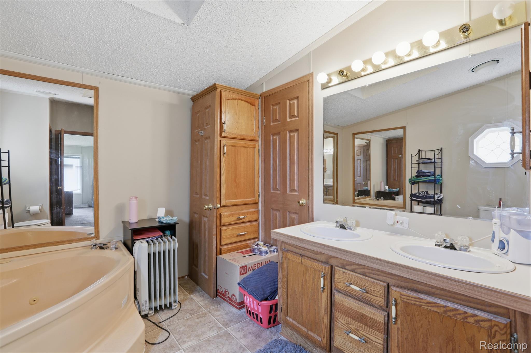 29220 Tanglewood Property Photo 9