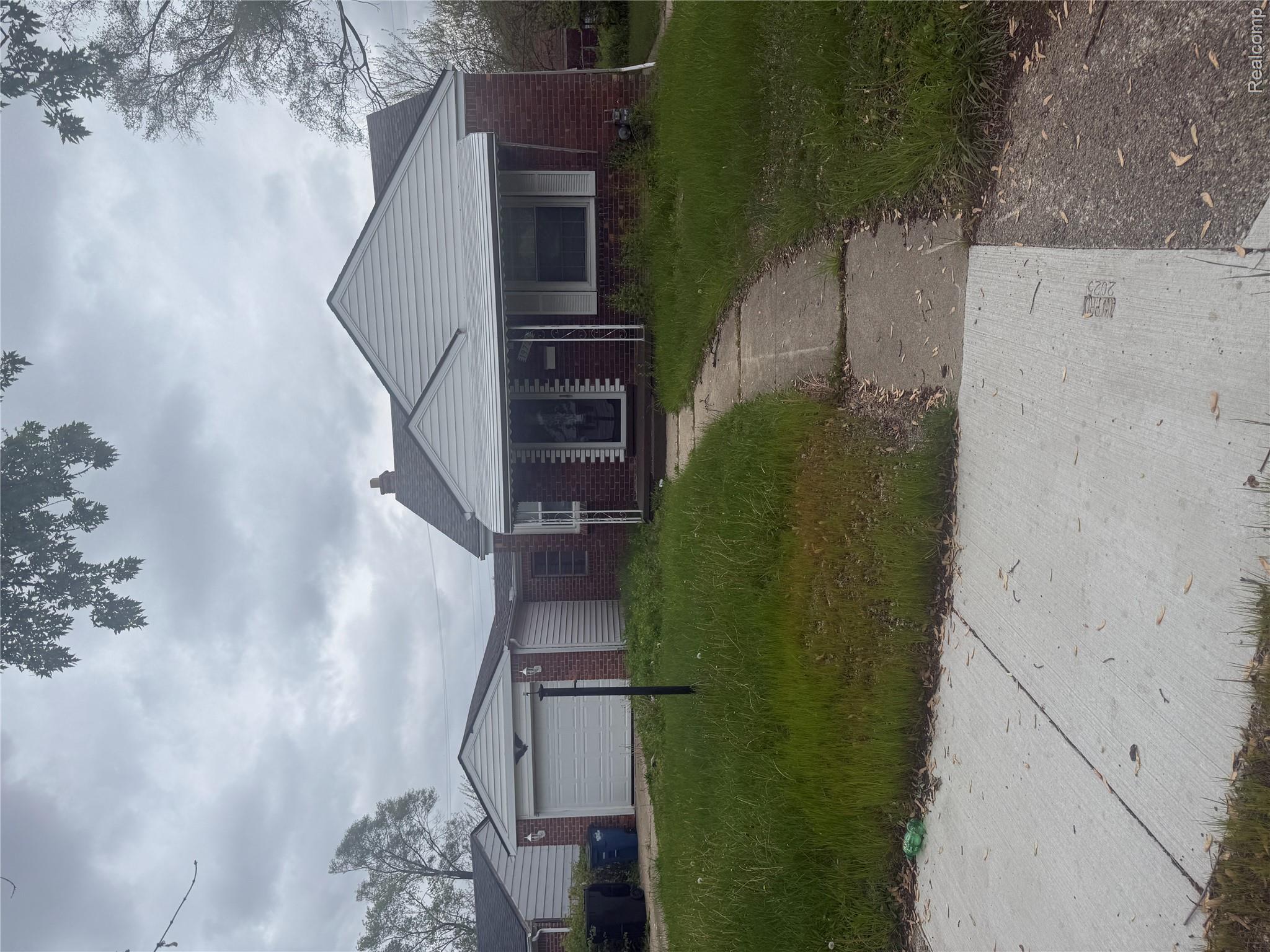 19726 Woodingham Drive Property Photo 1
