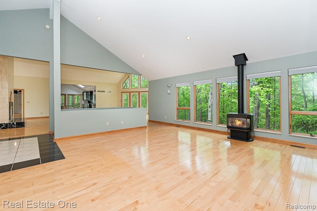 2670 Spring Grove Drive Property Photo 6