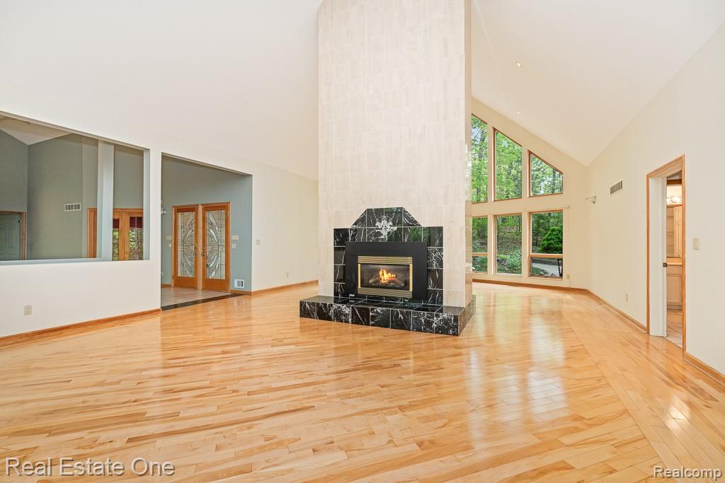 2670 Spring Grove Drive Property Photo 13