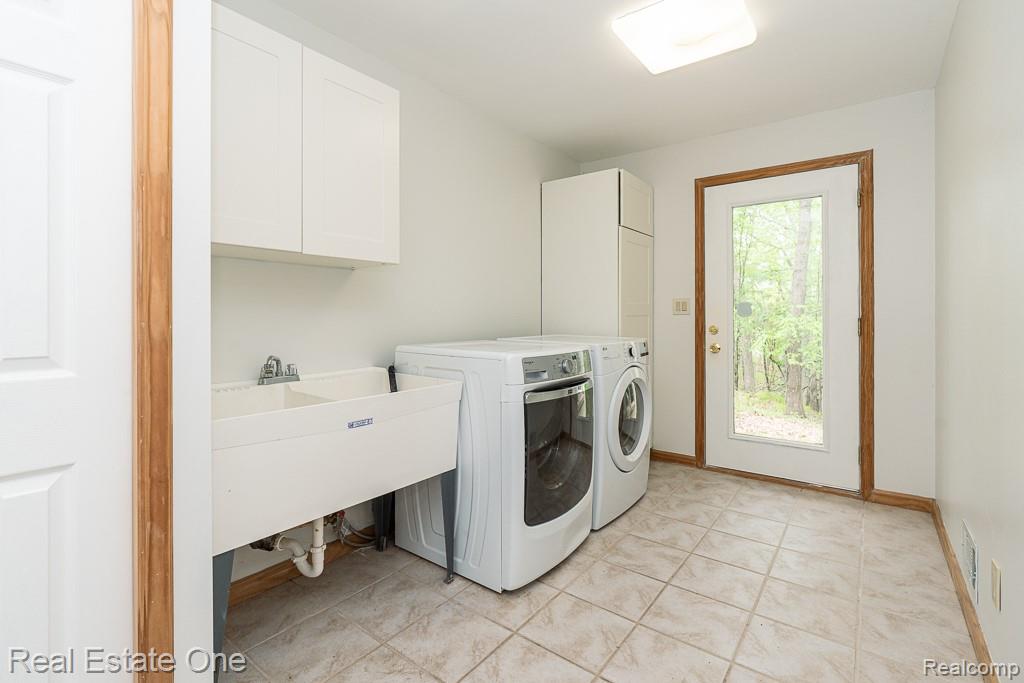 2670 Spring Grove Drive Property Photo 19