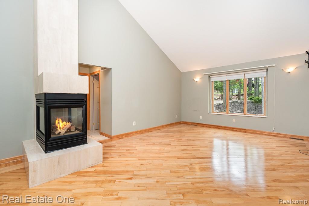 2670 Spring Grove Drive Property Photo 28