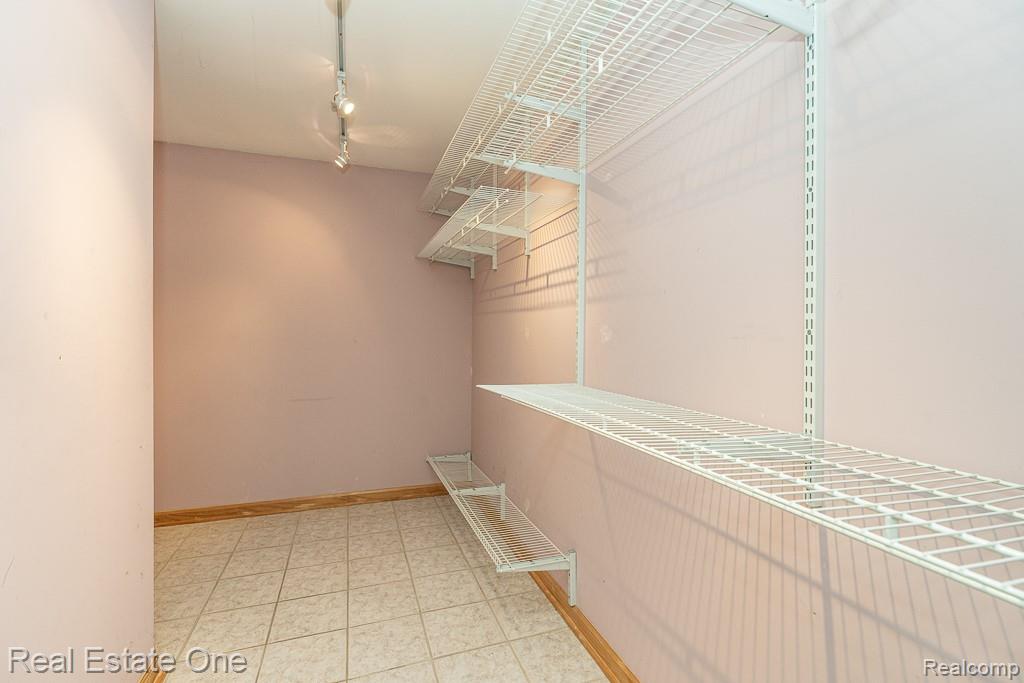 2670 Spring Grove Drive Property Photo 29