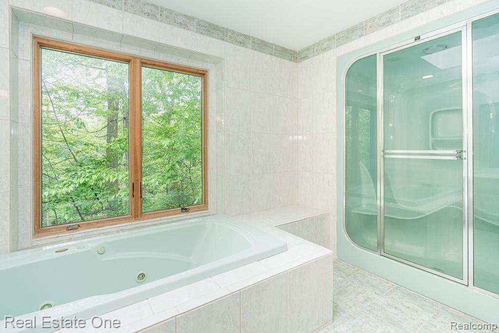 2670 Spring Grove Drive Property Photo 32