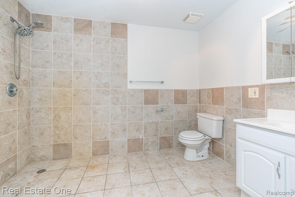 2670 Spring Grove Drive Property Photo 41