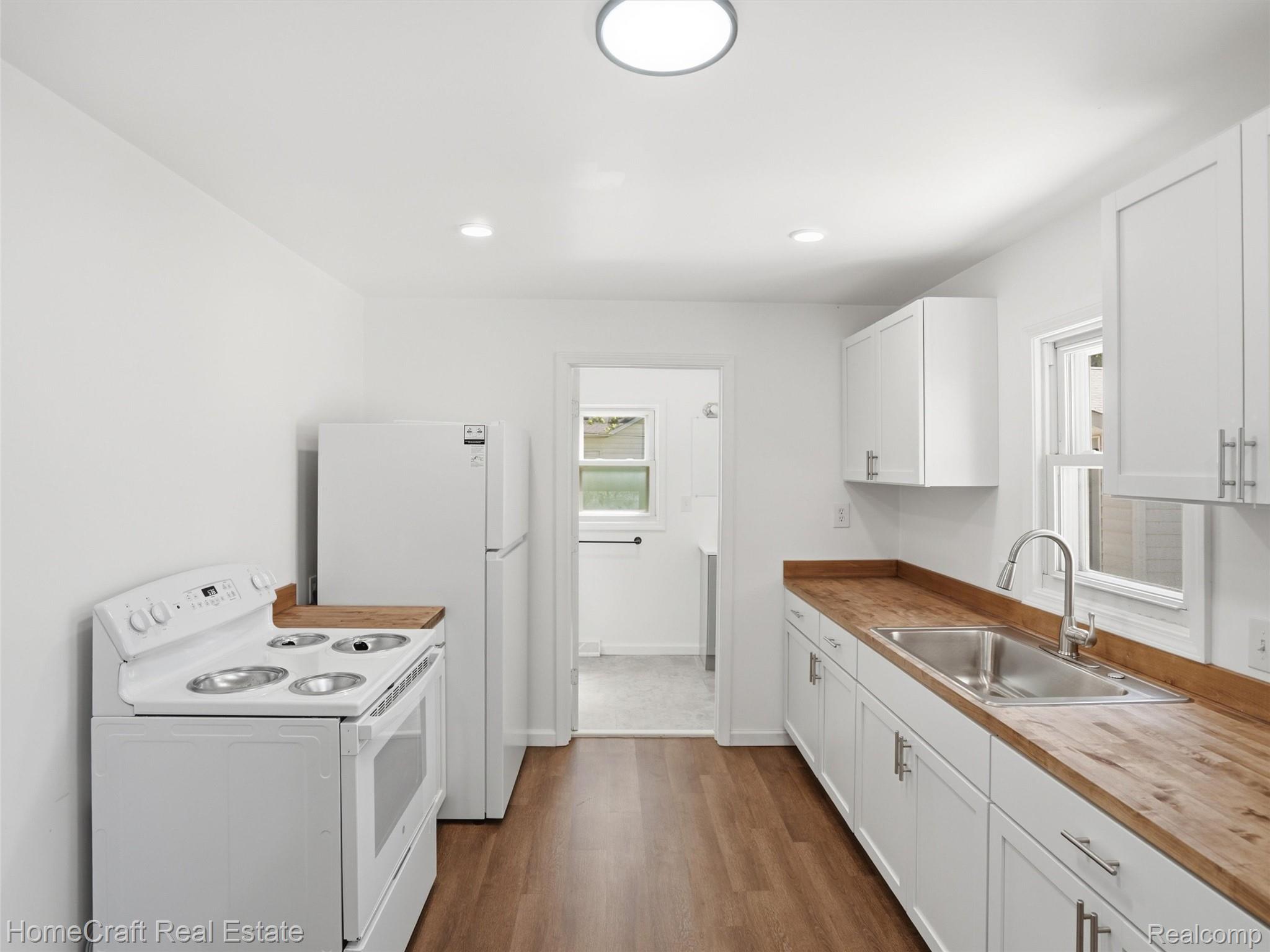 31245 Beverly Road Property Photo 11