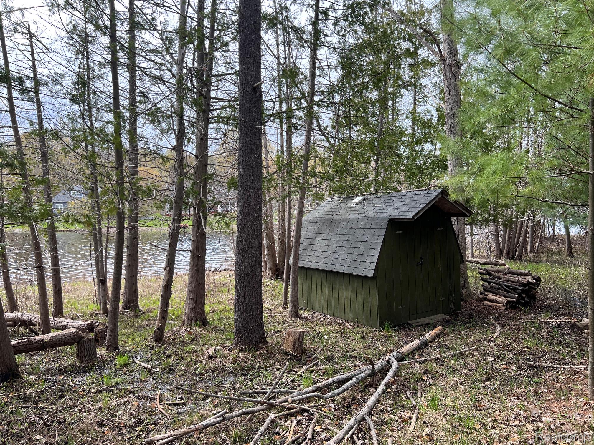 2903 Rushton Road Property Photo 9