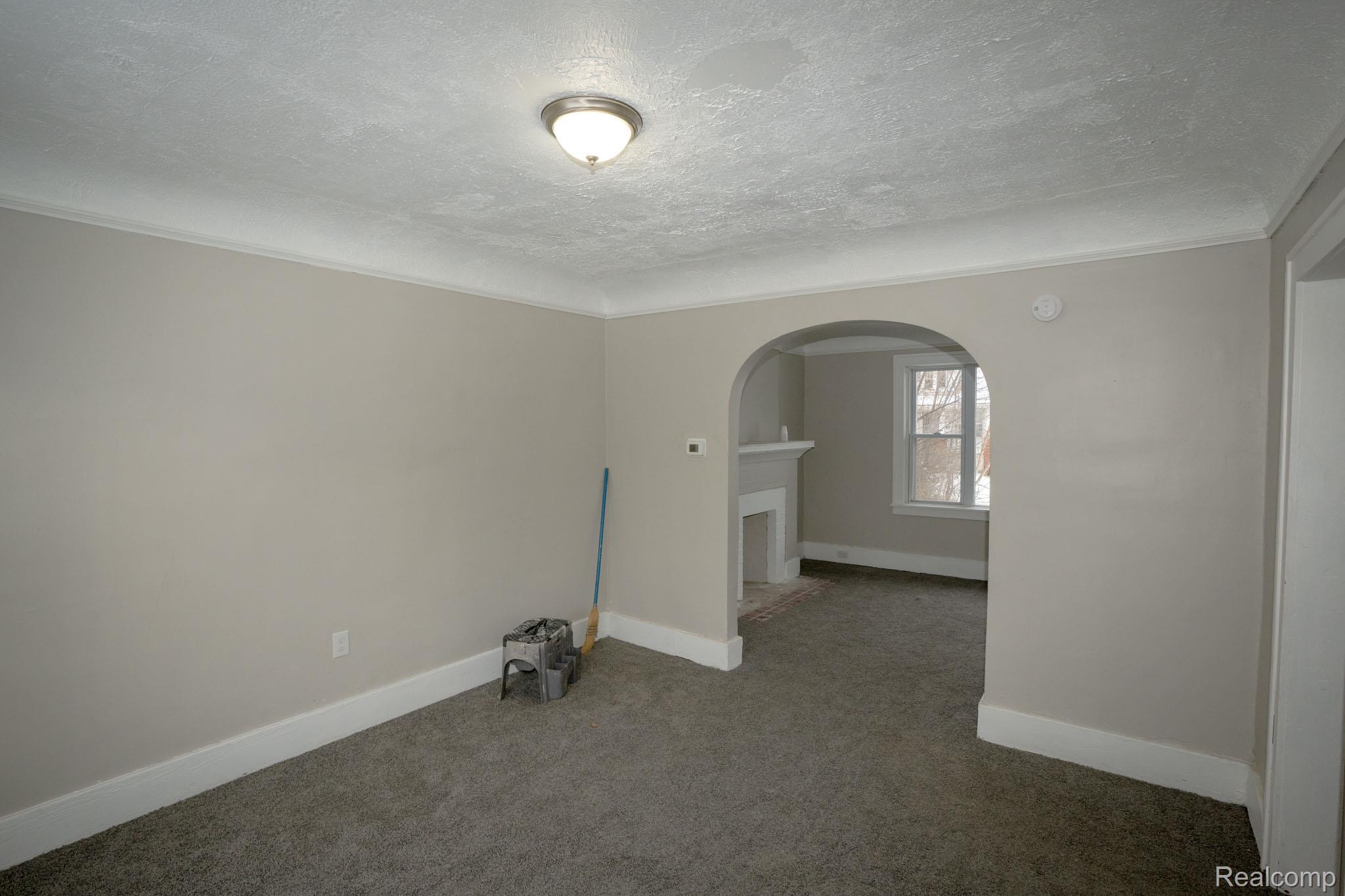 15363 Turner Street Property Photo 7