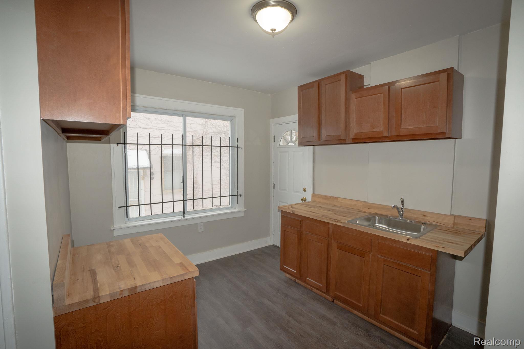 15363 Turner Street Property Photo 12