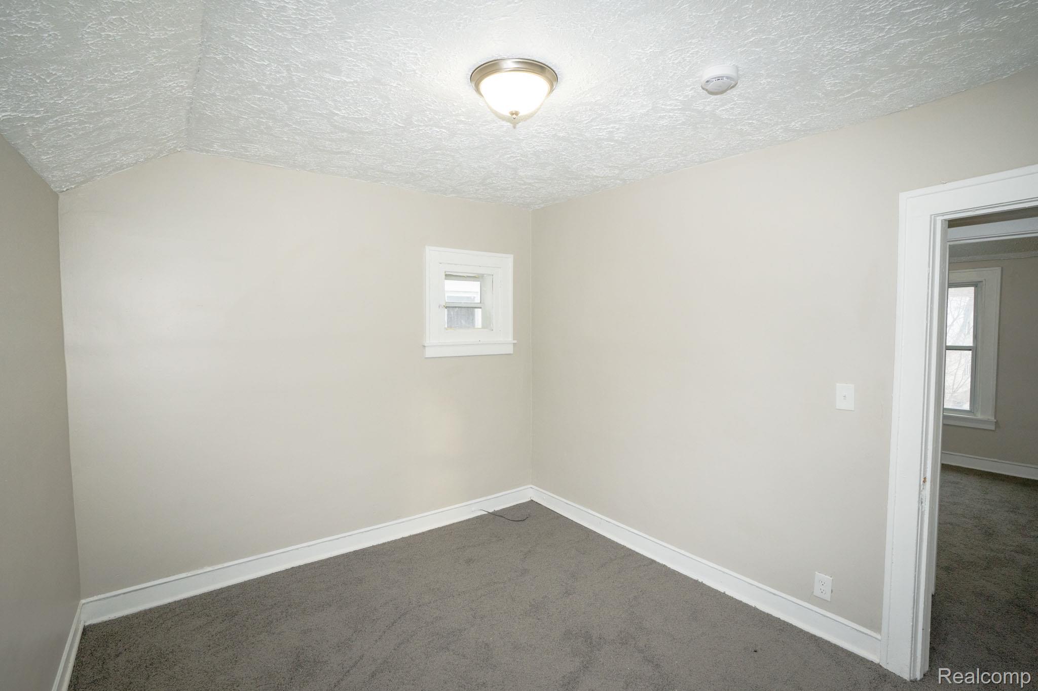 15363 Turner Street Property Photo 21