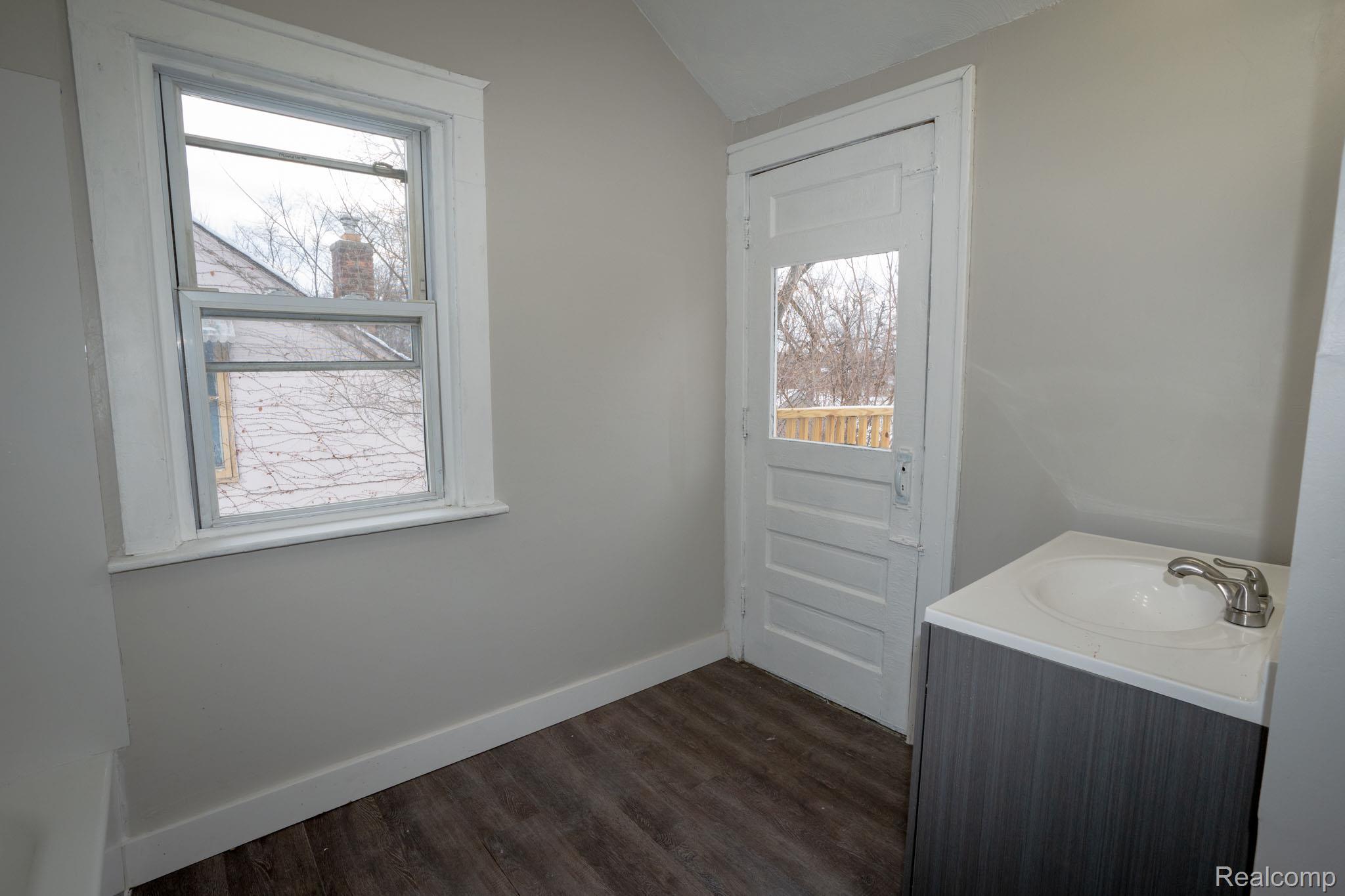 15363 Turner Street Property Photo 23