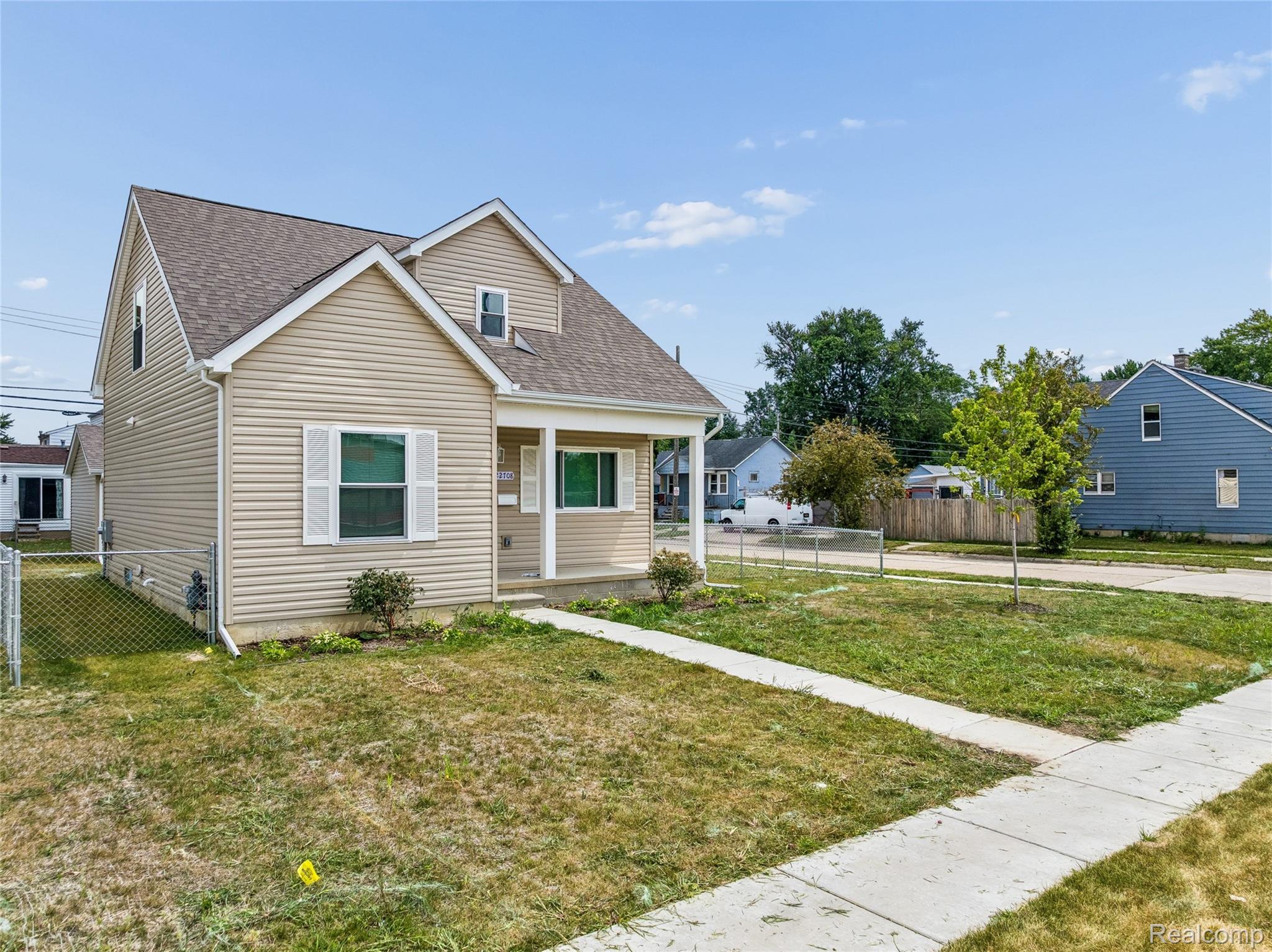 22708 Mac Arthur Property Photo 4