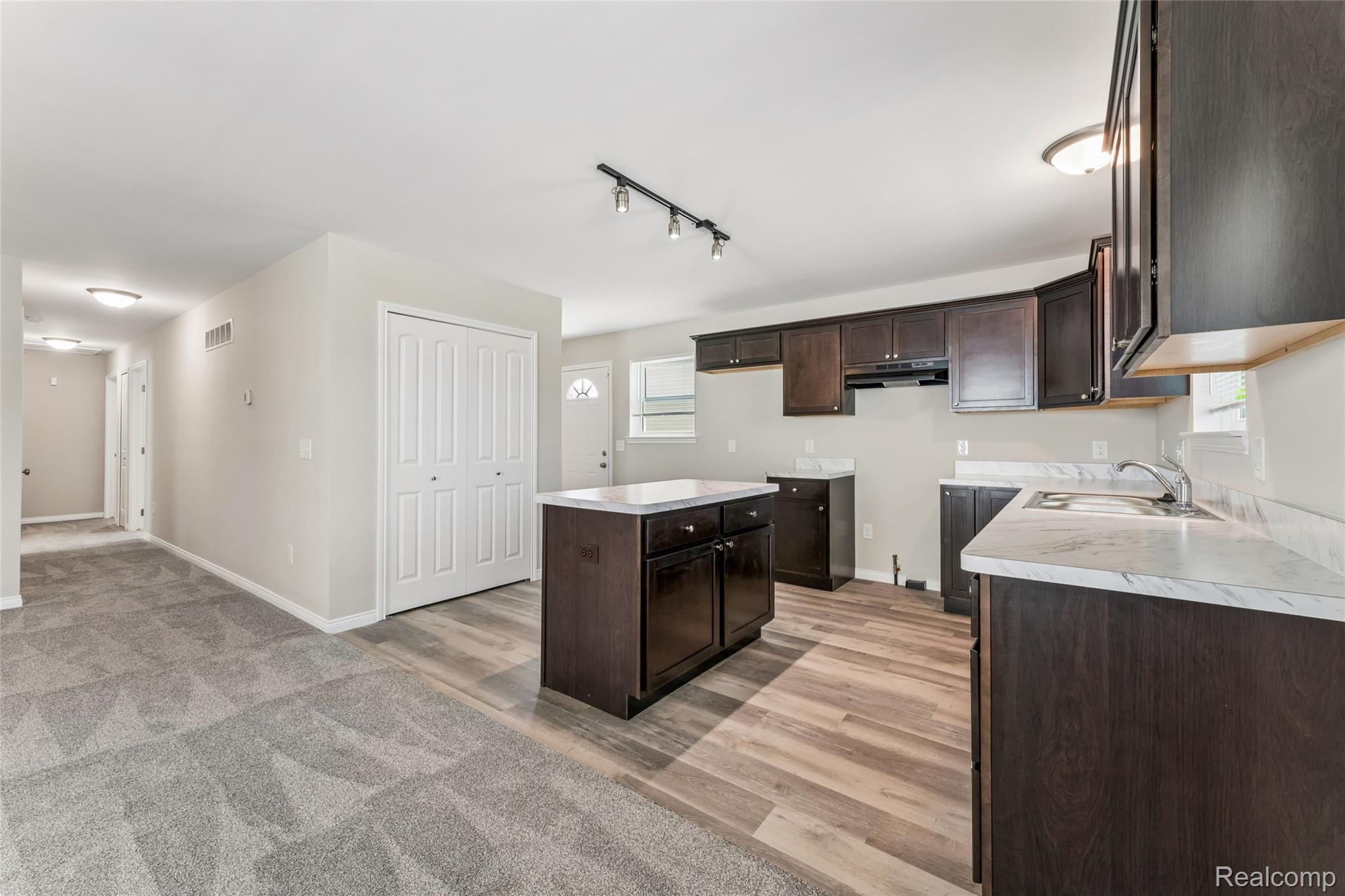 22728 Mac Arthur Property Photo 6