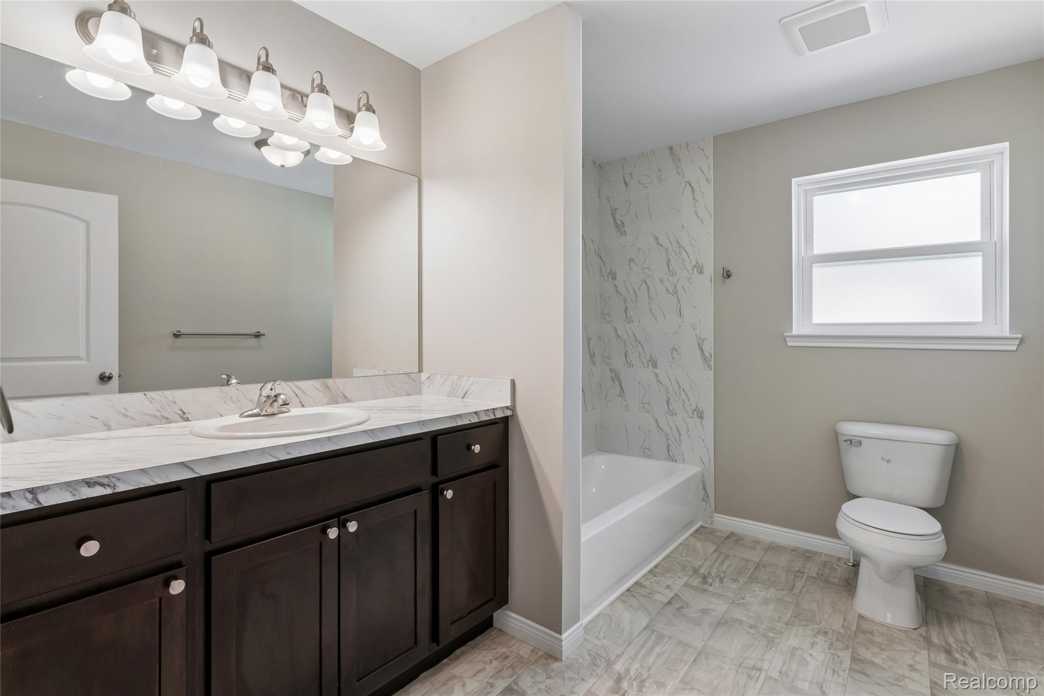 22728 Mac Arthur Property Photo 14