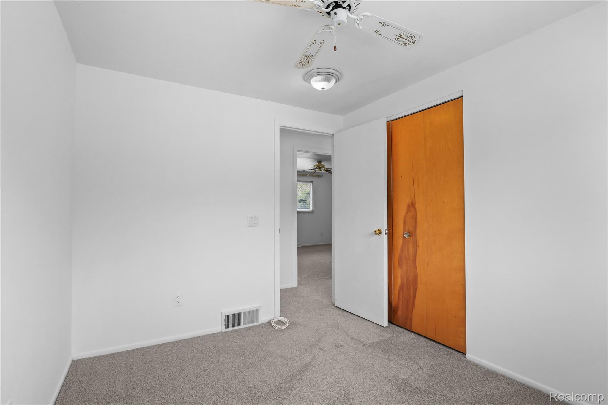 2814 Burgess Hill Drive Property Photo 20