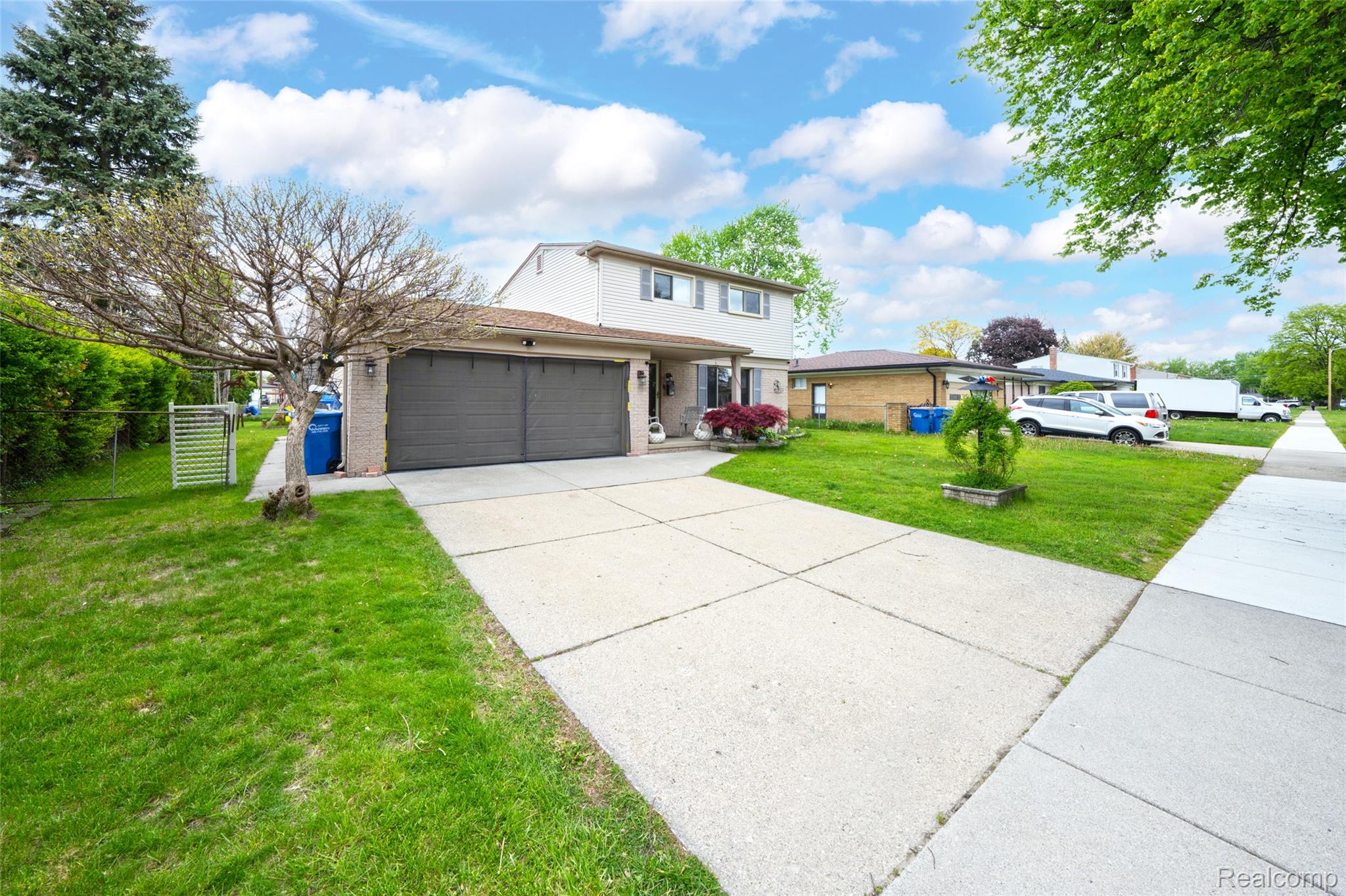 30615 Scrivo Drive Property Photo 4