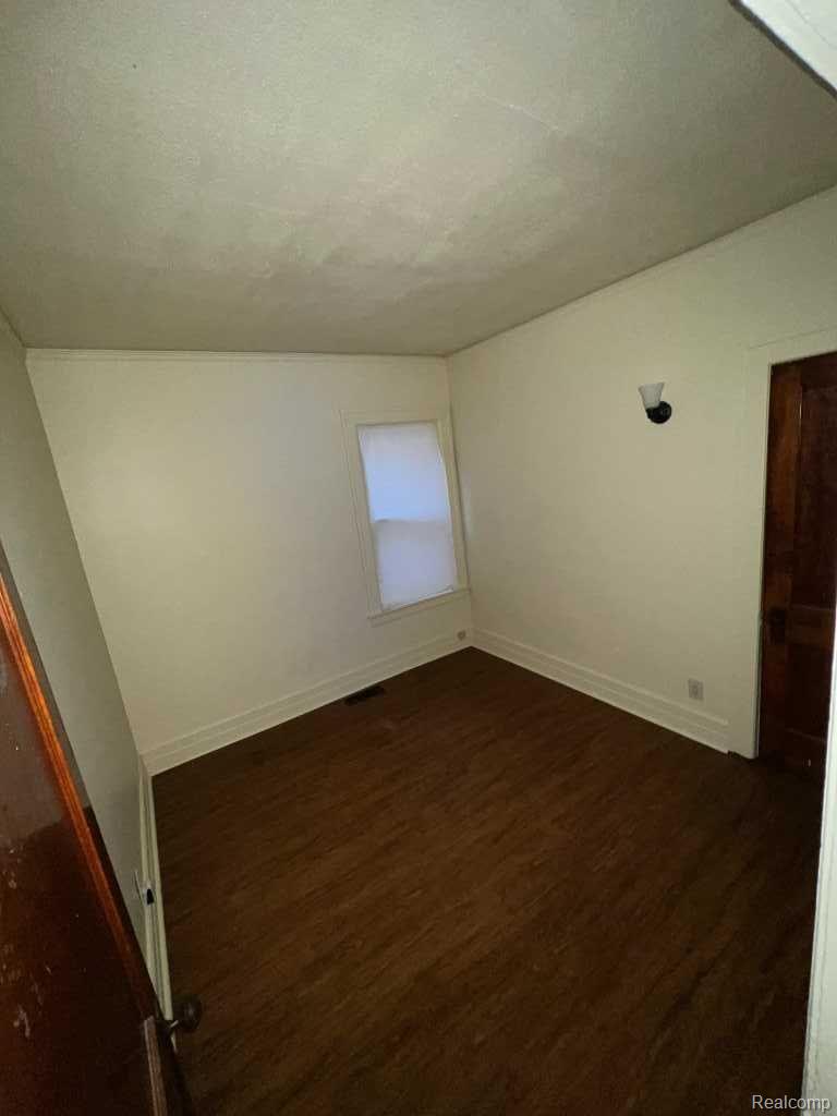 4045 Virginia Park Property Photo 7