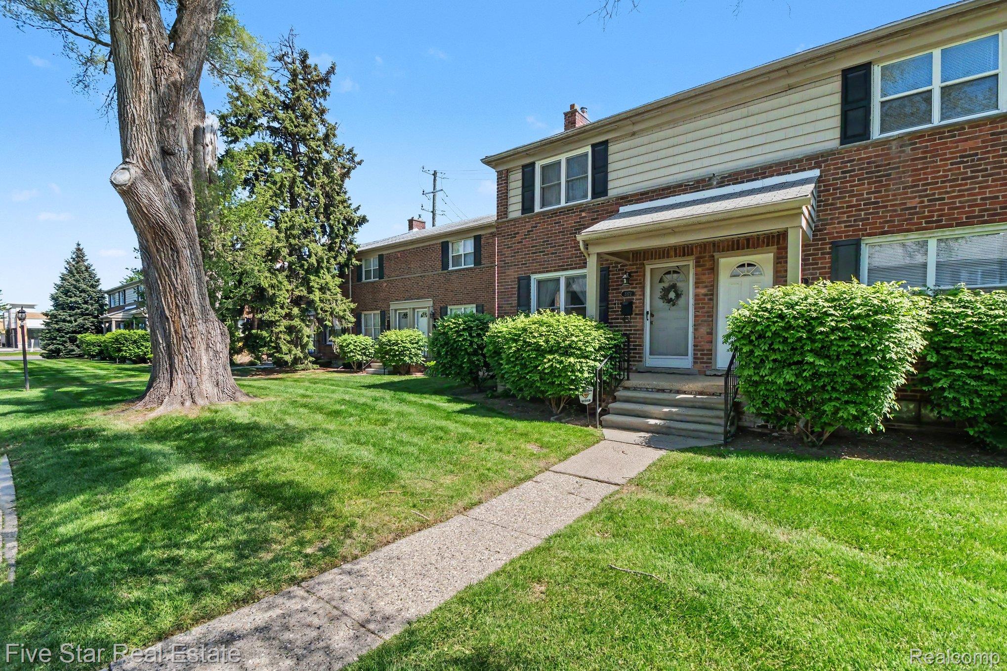 3370 Coolidge Highway Property Photo 3