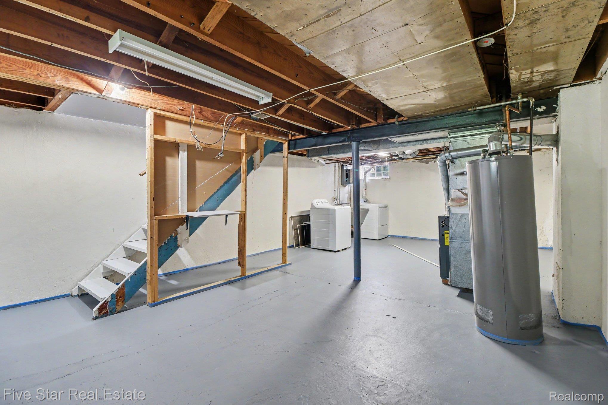 3370 Coolidge Highway Property Photo 16