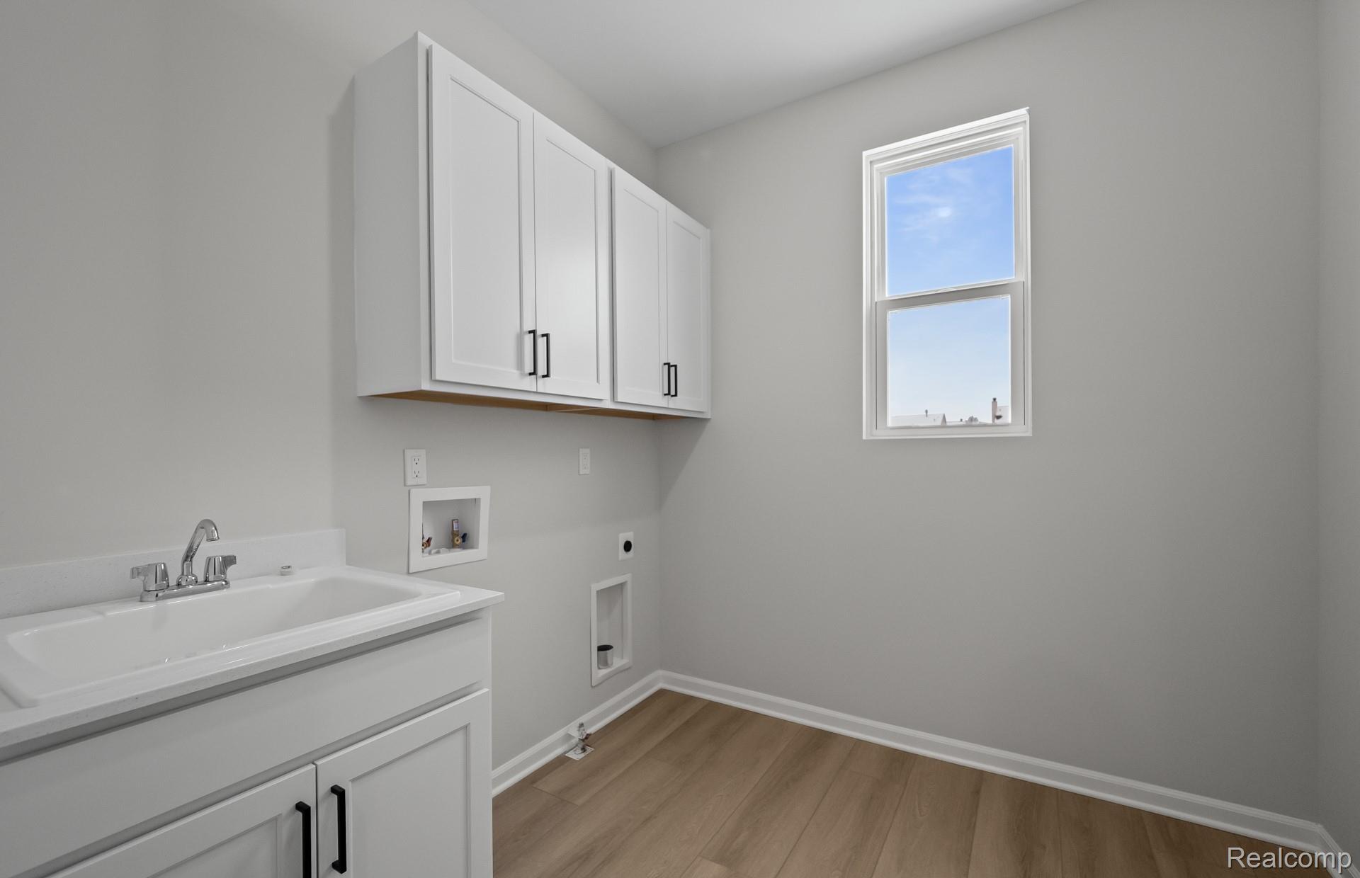 20409 West Kilburn Drive Property Photo 14