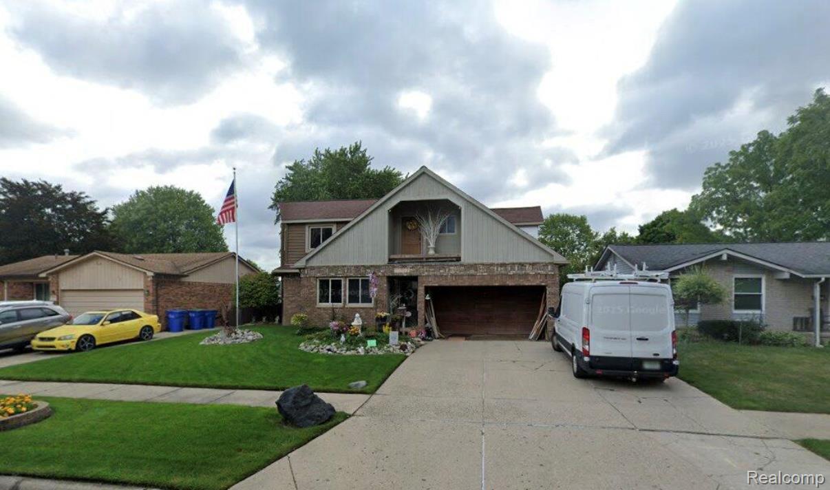 25592 Cloie Drive Property Photo 1