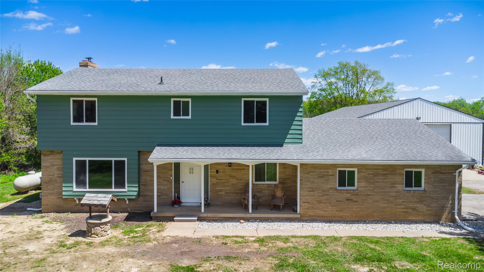4240 Sheridan Road Property Photo 2