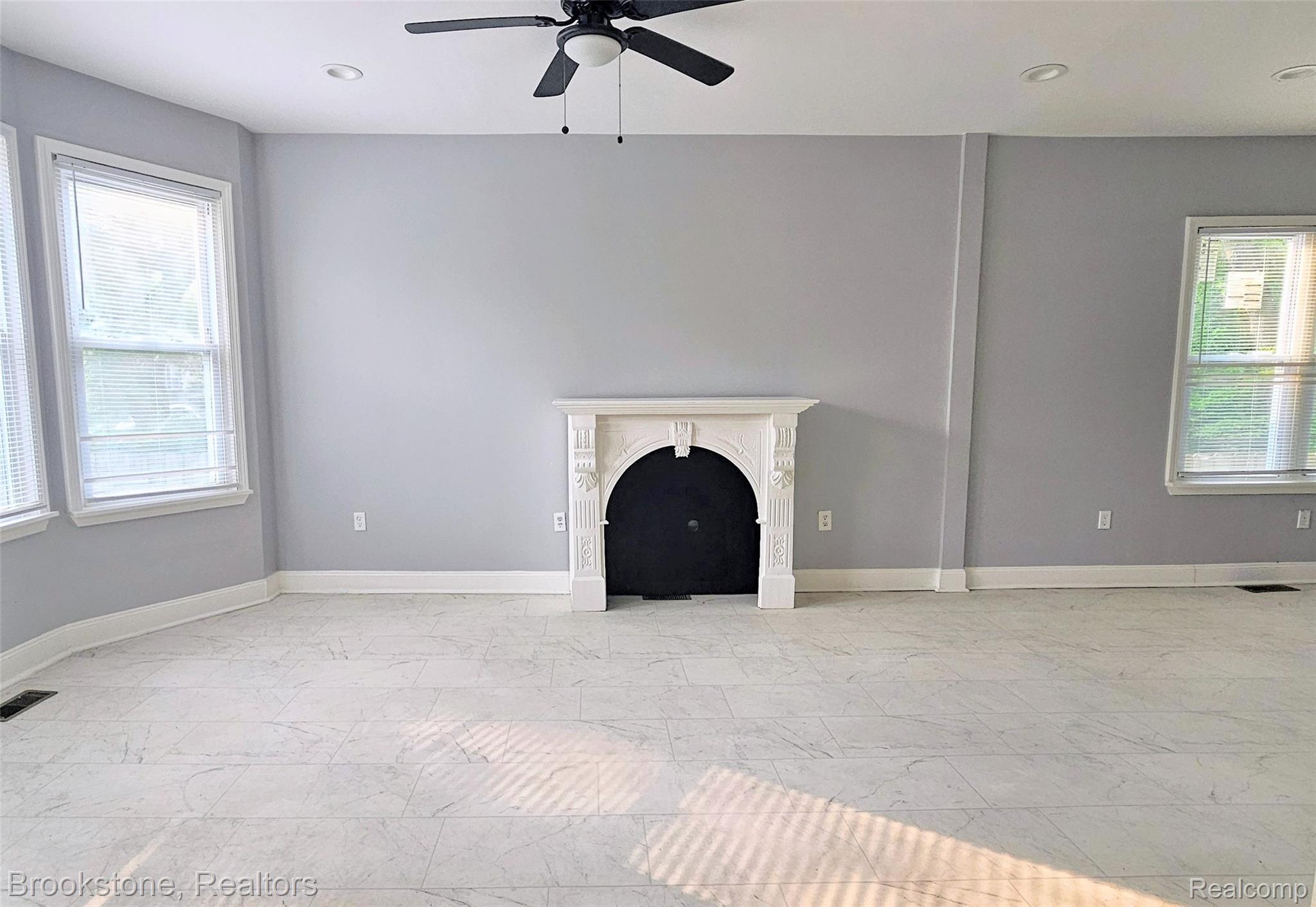 2520 Seyburn Street Property Photo 5
