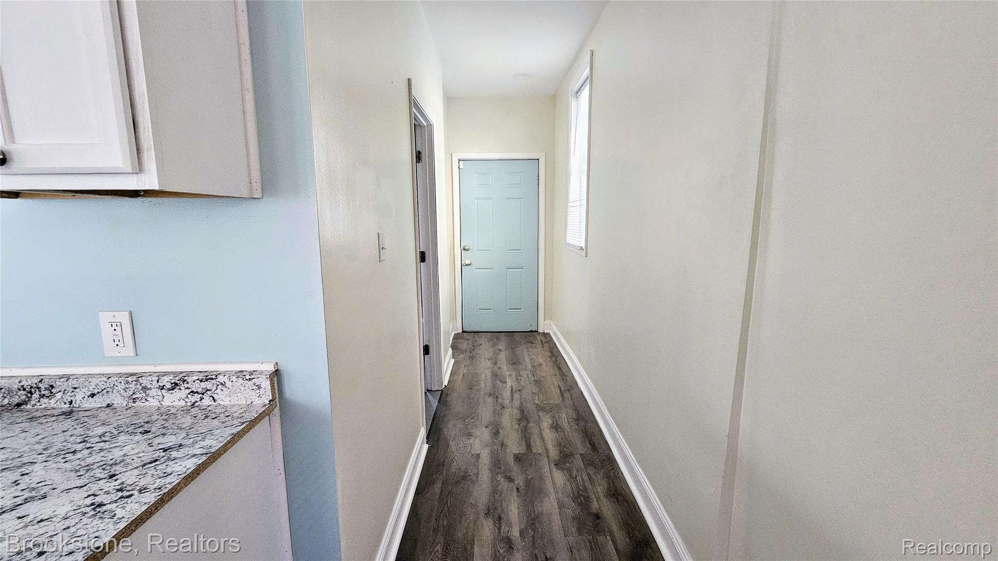 2520 Seyburn Street Property Photo 14