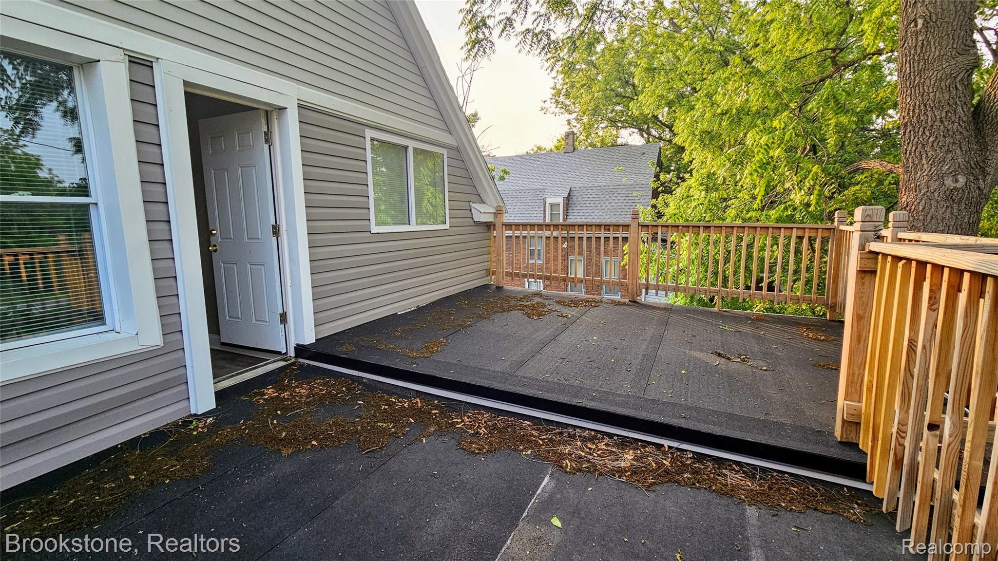 2520 Seyburn Street Property Photo 40